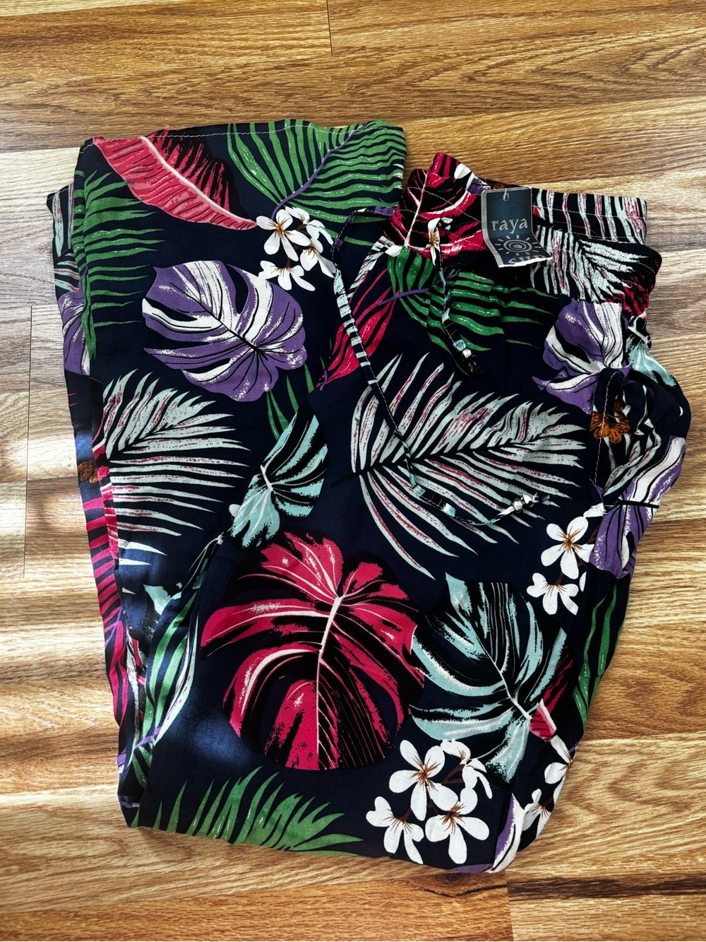 NWT Floral Tropical Flowy Pants